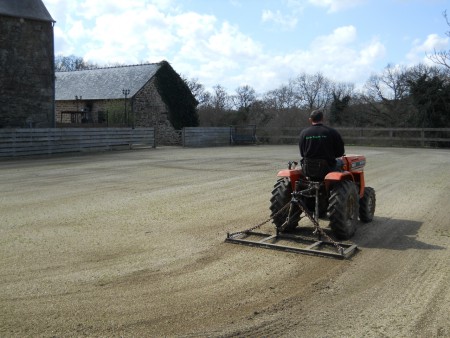 Raking of sand school